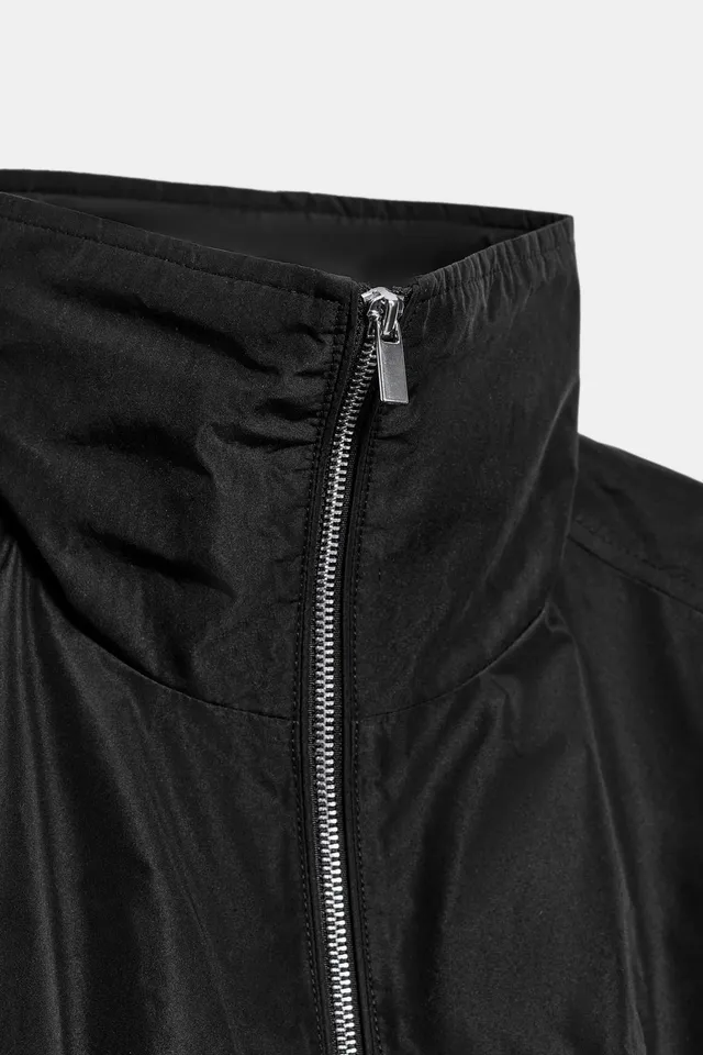HIGH-COLLAR PUFFER JACKET – image 10