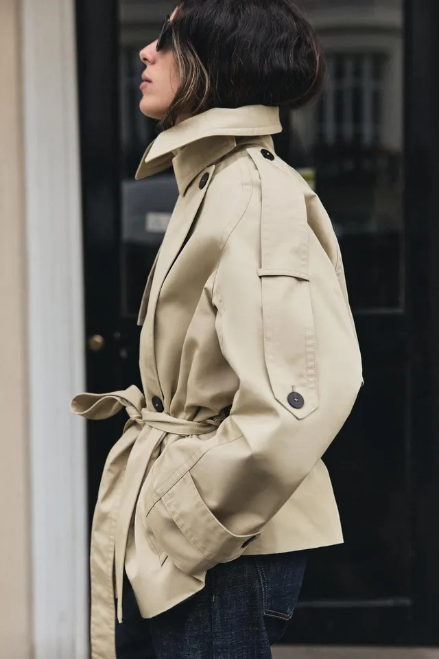 ترنش قصير بحزام من مجموعة ZW من Zara – صورة 4