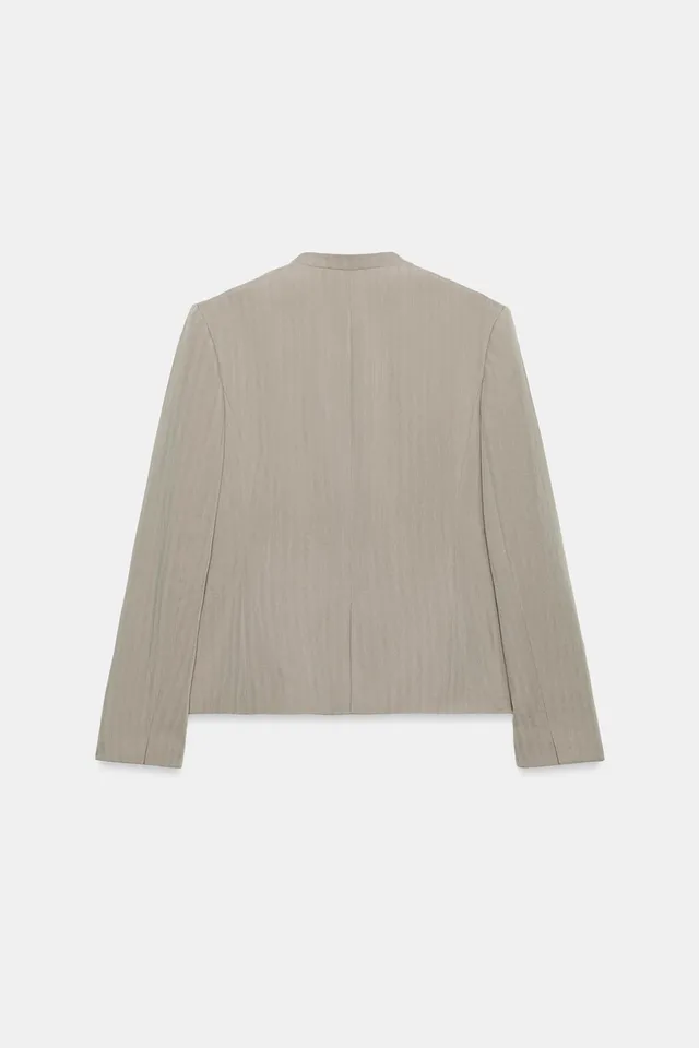FITTED COLLARLESS BLAZER – image 3