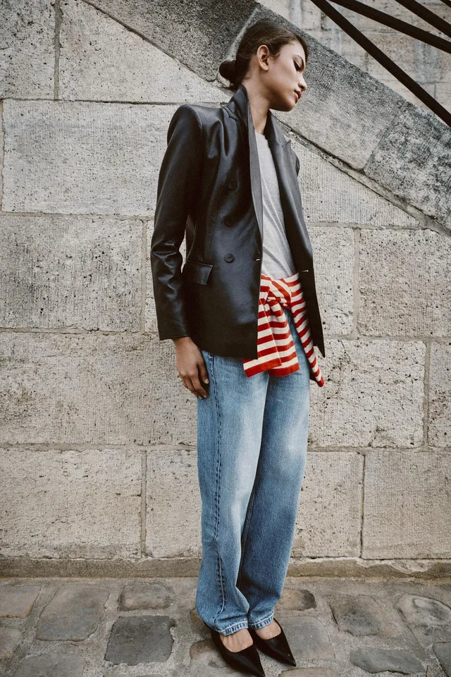 LEATHER EFFECT DOUBLE-BREASTED BLAZER