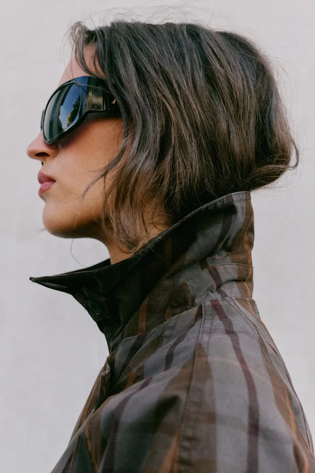 BELTED CHECK TRENCH COAT – صورة 8