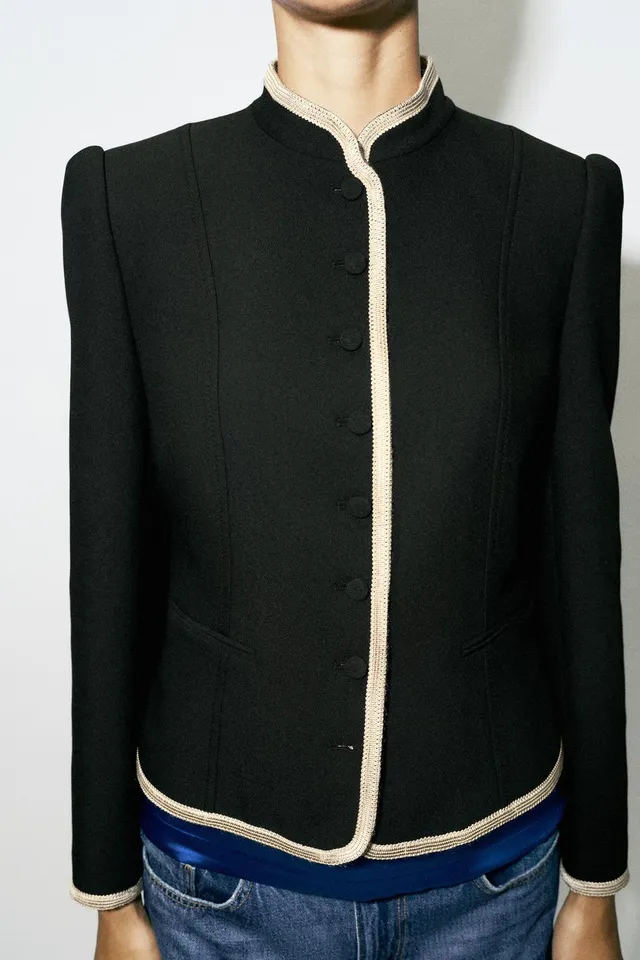 BLAZER WITH CONTRAST TRIMS – image 3