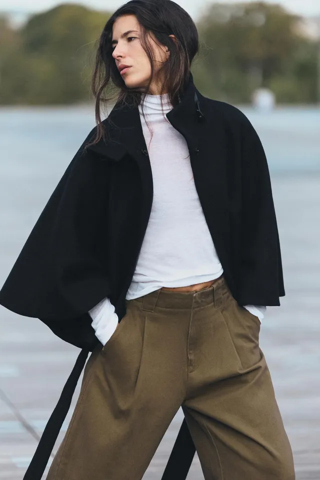 WOOL BLEND CAPE COAT WITH BELT – image 2