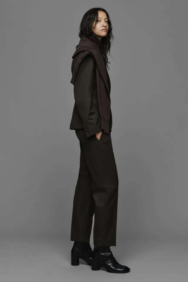 LOW-RISE CROPPED TROUSERS – image 3