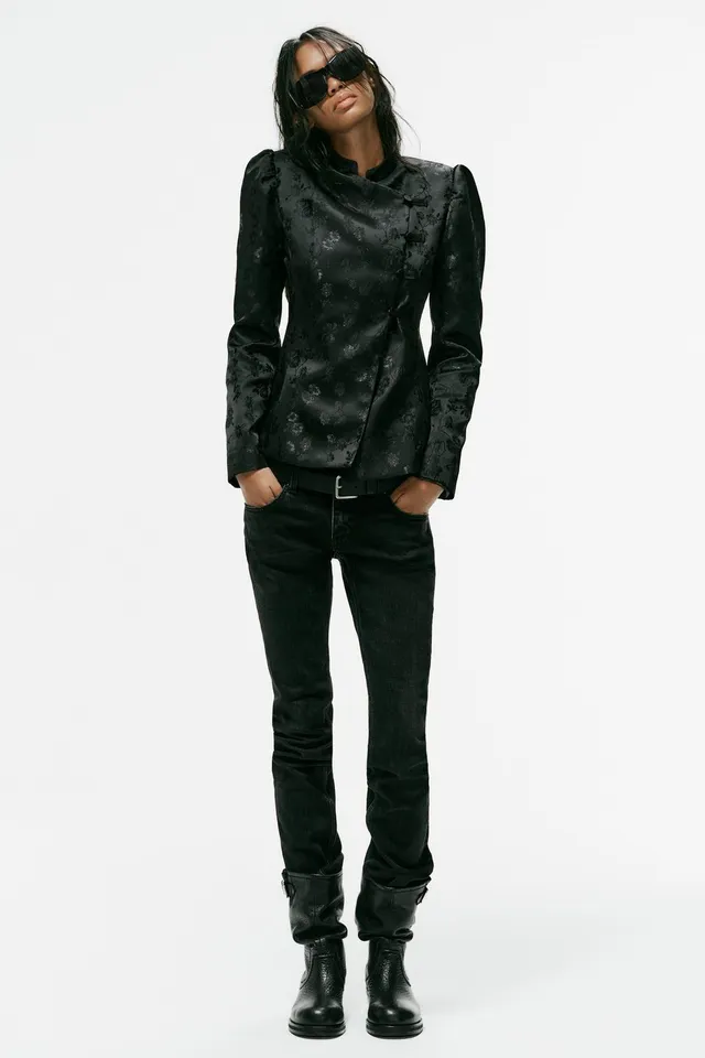 JACQUARD BLAZER WITH FROG FASTENING