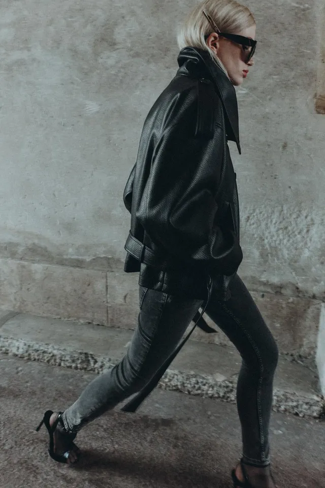 LEATHER EFFECT BELTED JACKET – image 4