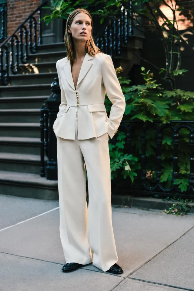 STRAIGHT-LEG TROUSERS