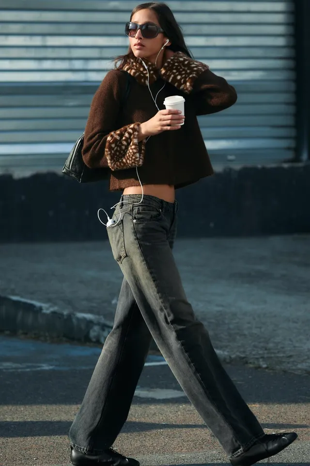 CARDIGAN WITH FAUX FUR TRIM – image 3