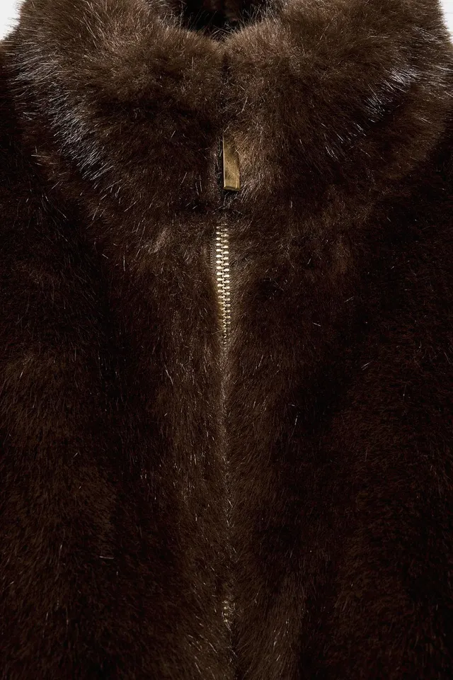 CONTRAST FAUX FUR JACKET – image 8