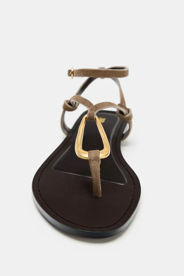 LEATHER SANDALS WITH METAL DETAIL – image 5