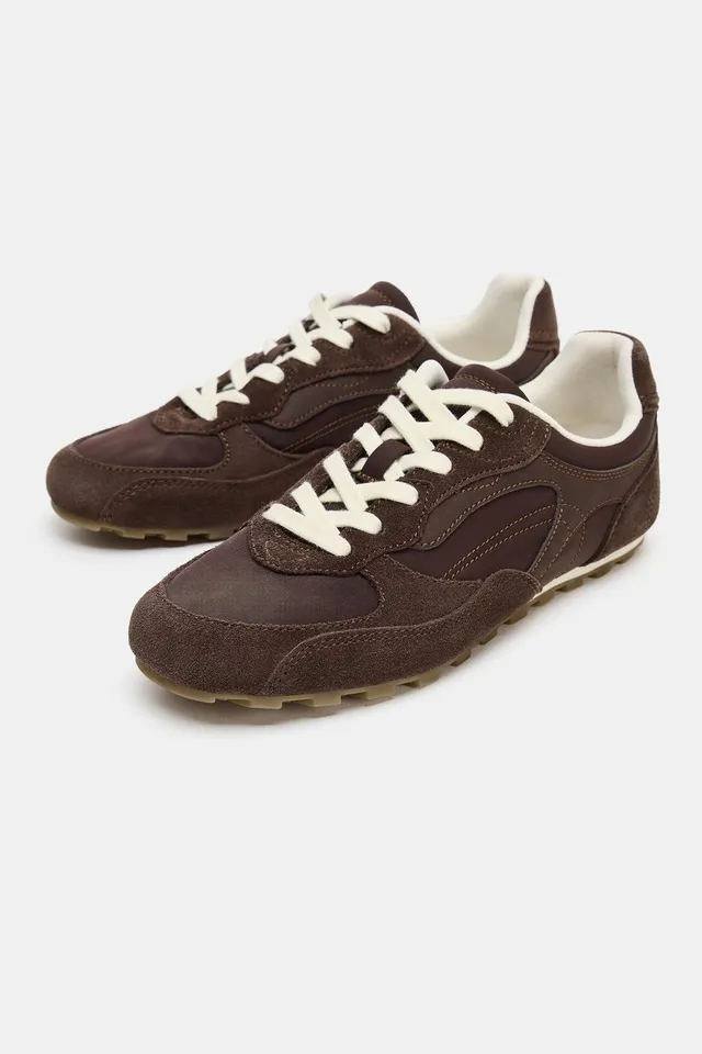 حذاء رياضي بتصميم مركب – صورة 3