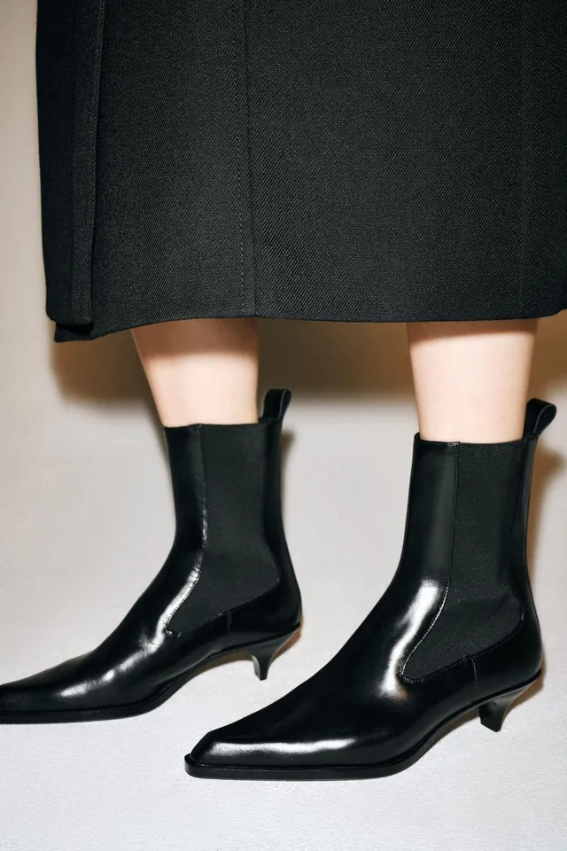 COMBINED KITTEN HEEL ANKLE BOOTS