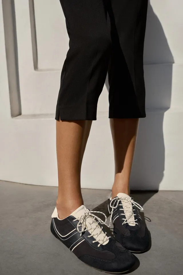 TRAINERS WITH HEEL COUNTER – image 2