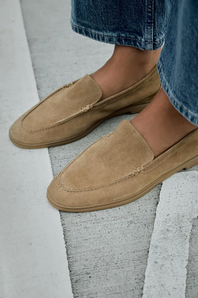 SPLIT SUEDE FLAT LOAFERS
