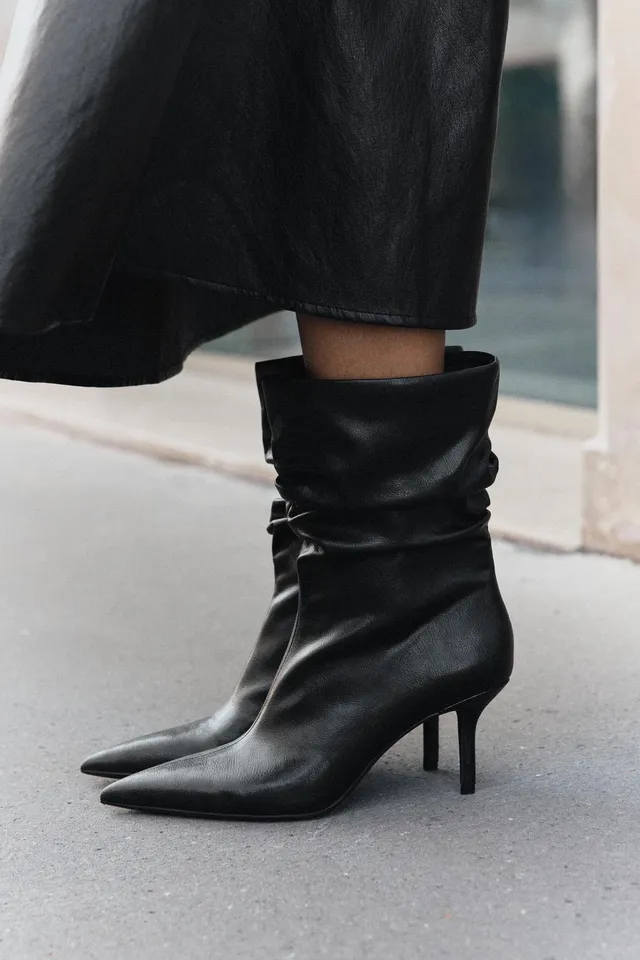 RUFFLED HEELED ANKLE BOOTS – image 2