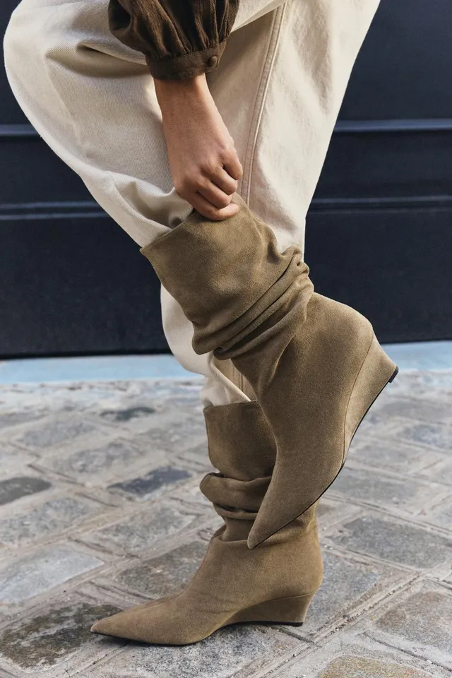 SPLIT SUEDE WEDGE ANKLE BOOTS