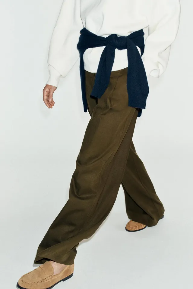 SPLIT SUEDE GATHERED LOAFERS – image 2