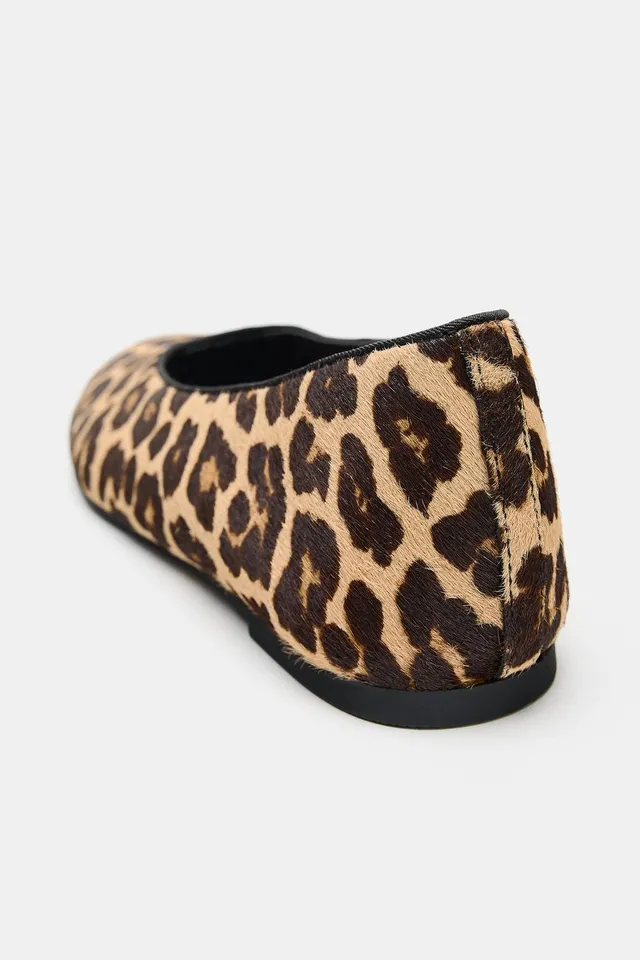 TEXTURED LEATHER PRINT BALLET FLATS – image 6