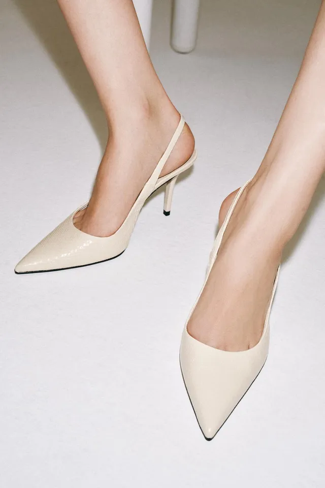EMBOSSED HEELED SLINGBACK SHOES – image 2