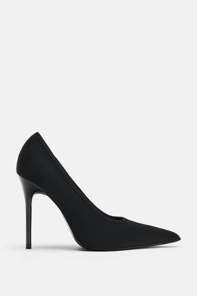 HEELED SHOES