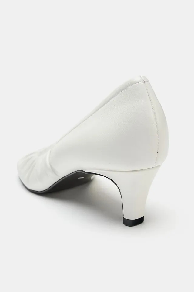 LIMITED EDITION GATHERED LEATHER KITTEN SHOES – image 6