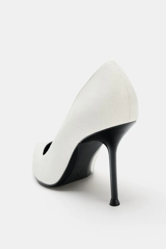 CRACKLED-EFFECT HEELED SHOES – image 5