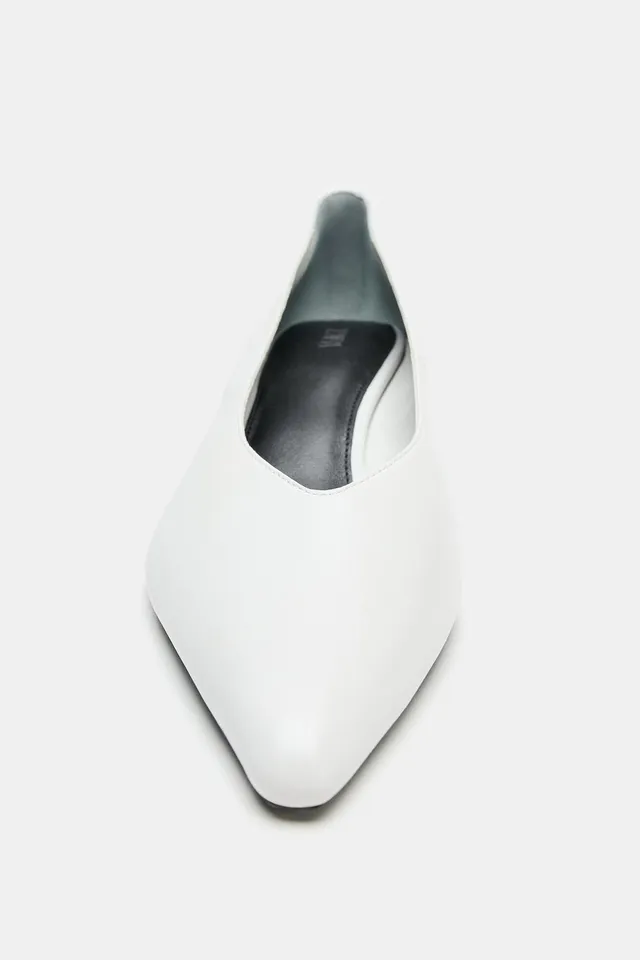 POINTED LEATHER KITTEN-HEEL SHOES – image 6