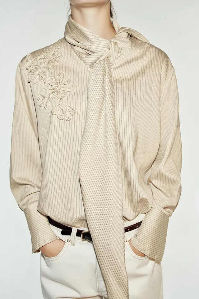 STRIPED SHIRT WITH KNOT – image 2