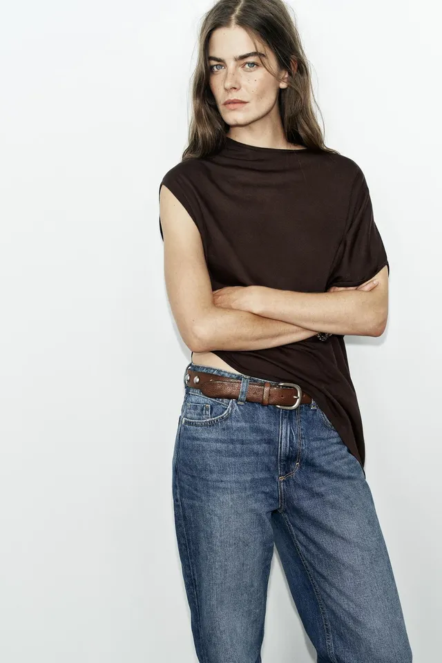 ASYMMETRIC KNIT TOP – image 2