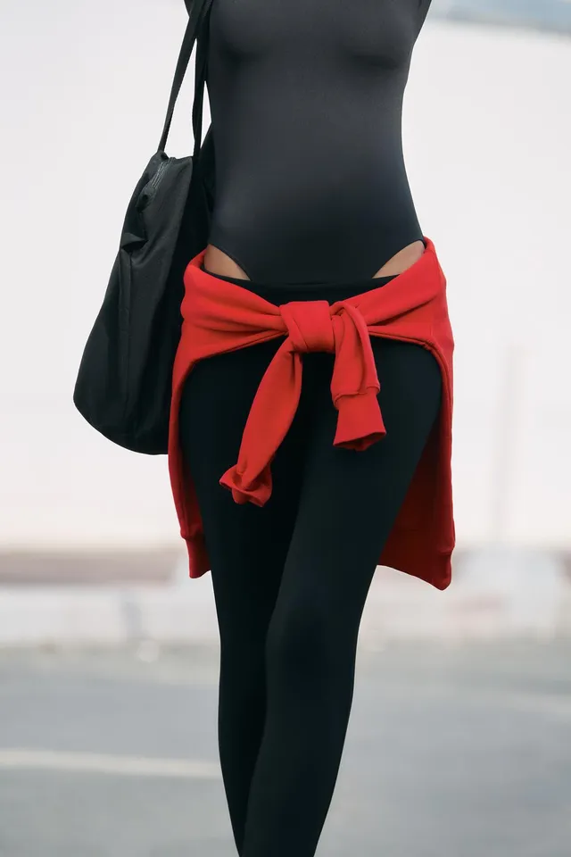 SOFT BOAT NECK BODYSUIT – image 4