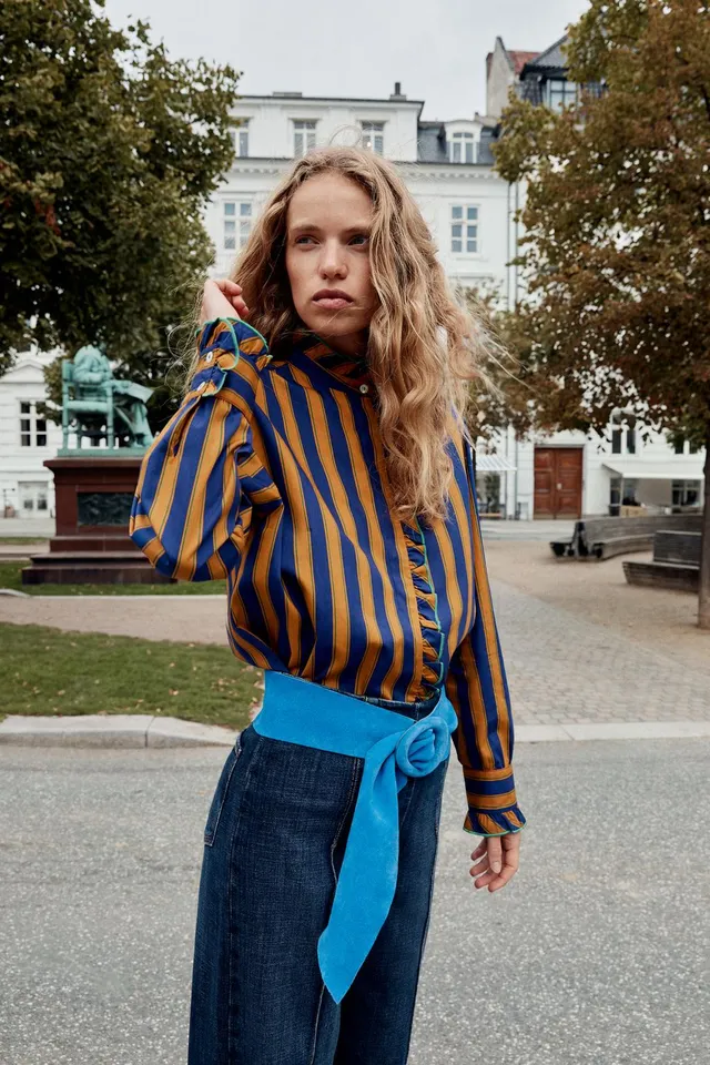 RUFFLED STRIPE BLOUSE – image 2