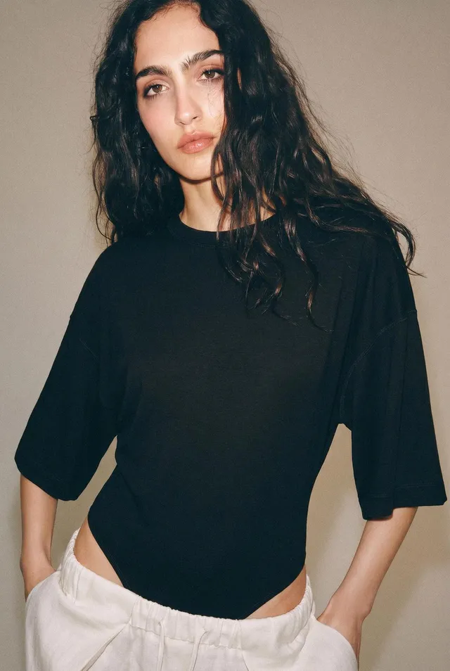 BODY بأكمام قصيرة – صورة 2