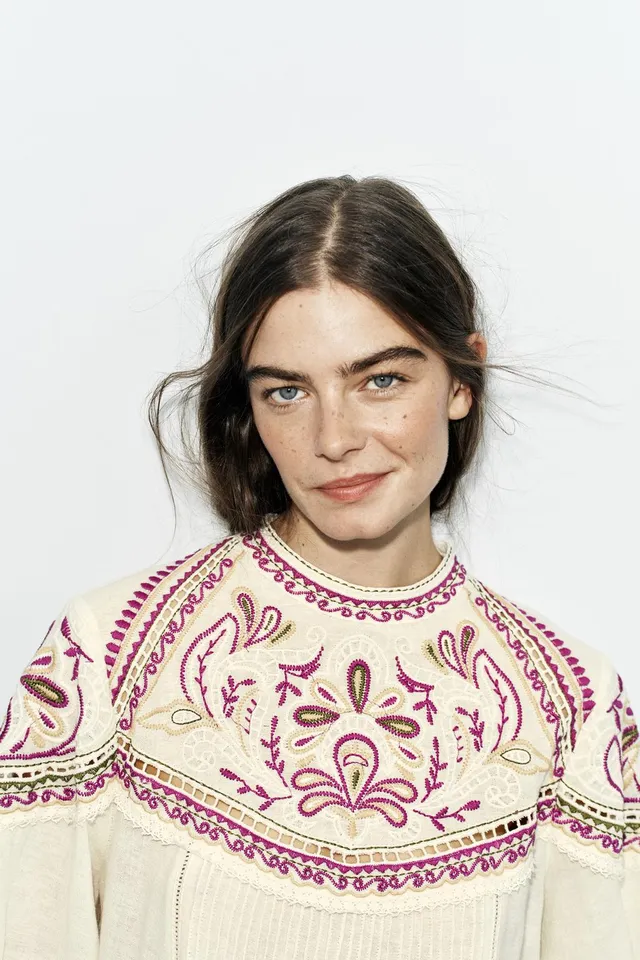 EMBROIDERED BLOUSE – image 3