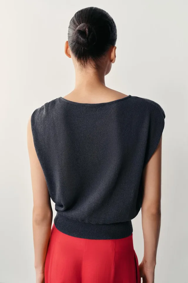 KNIT TOP WITH METALLIC TRIMS – image 6