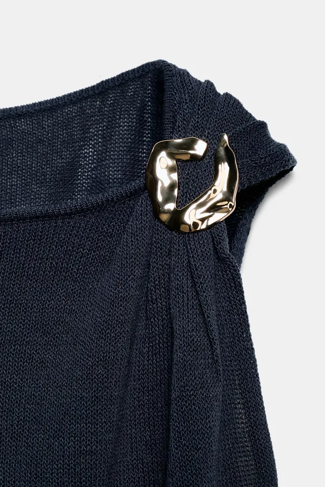 KNIT TOP WITH METALLIC TRIMS – image 9