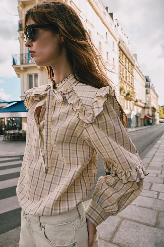 CHECK RUFFLE BLOUSE – image 4