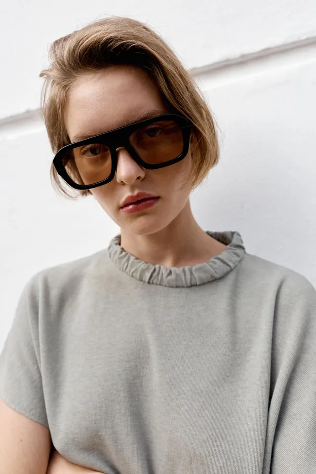 KNIT TOP WITH GATHERED NECK – image 3