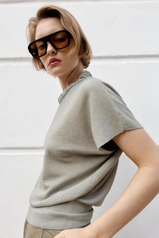 KNIT TOP WITH GATHERED NECK – image 5
