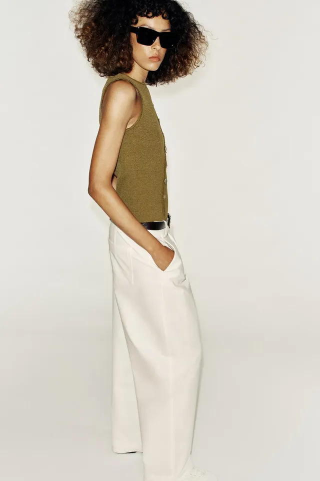 ASYMMETRIC BUTTONED KNIT TOP – image 4