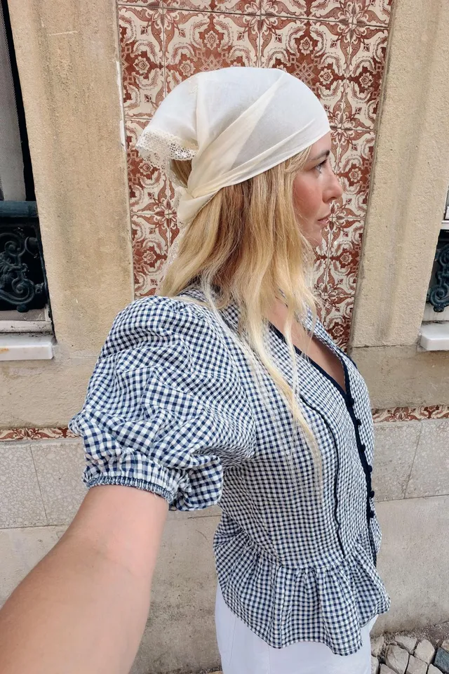 بلوزة بيبلام بمربعات فيشي – صورة 3