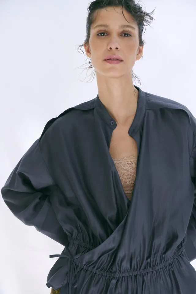 بلوزة منسدلة متصالبة ZW COLLECTION – صورة 2