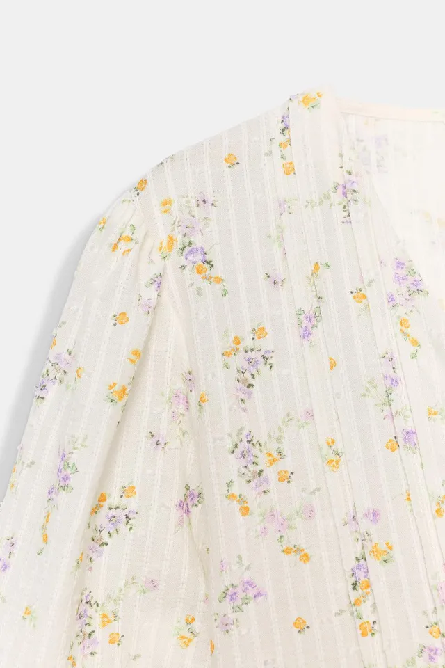 FLORAL PRINT BLOUSE WITH TUCKS – image 9