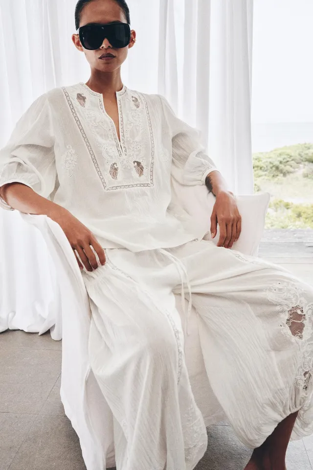 ZW COLLECTION EMBROIDERED LACE BLOUSE – image 3