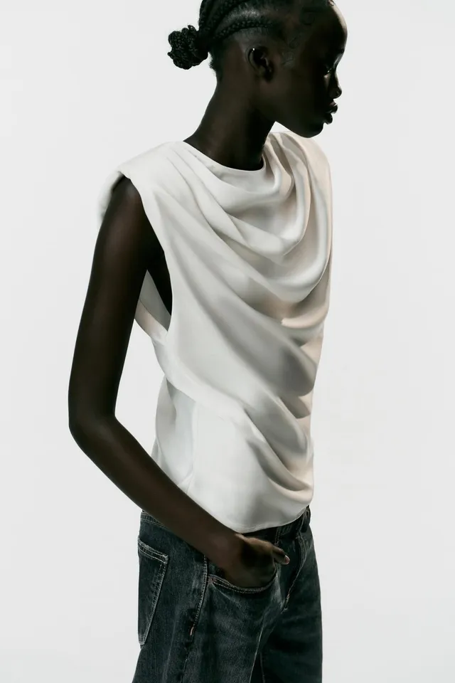 SATIN TOP WITH SHOULDER PADS AND PLEATS – image 3