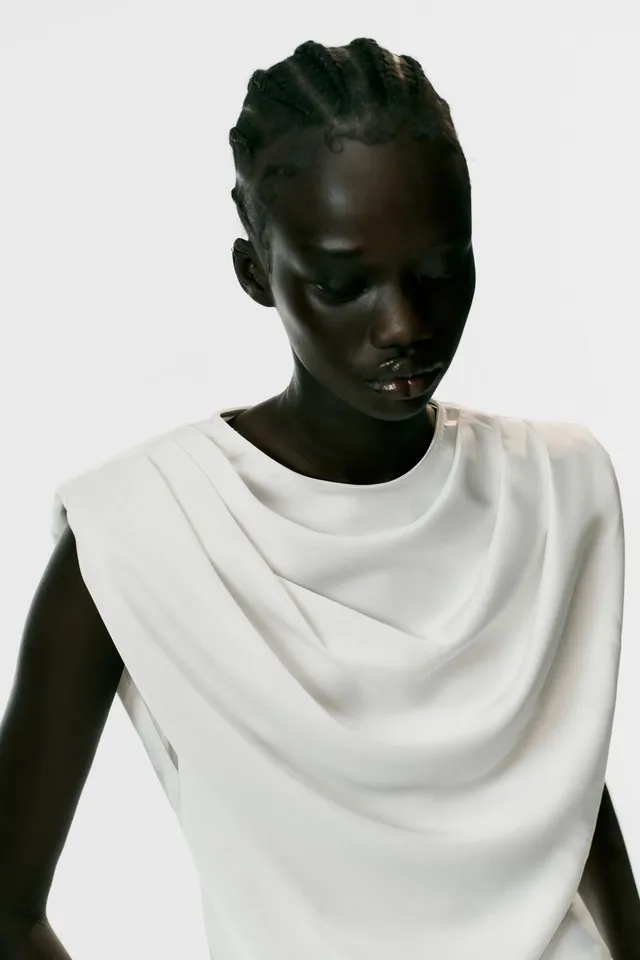 SATIN TOP WITH SHOULDER PADS AND PLEATS – image 4