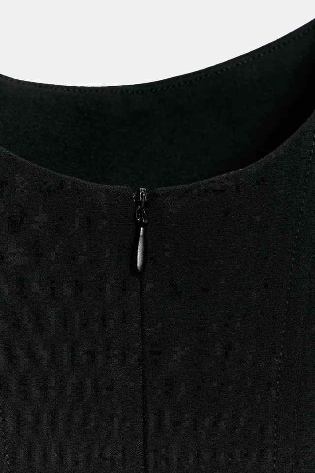 VOLUMINOUS SEAMED MINI DRESS – image 8