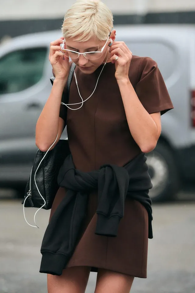 PLEATED SLEEVE MINI DRESS – image 2