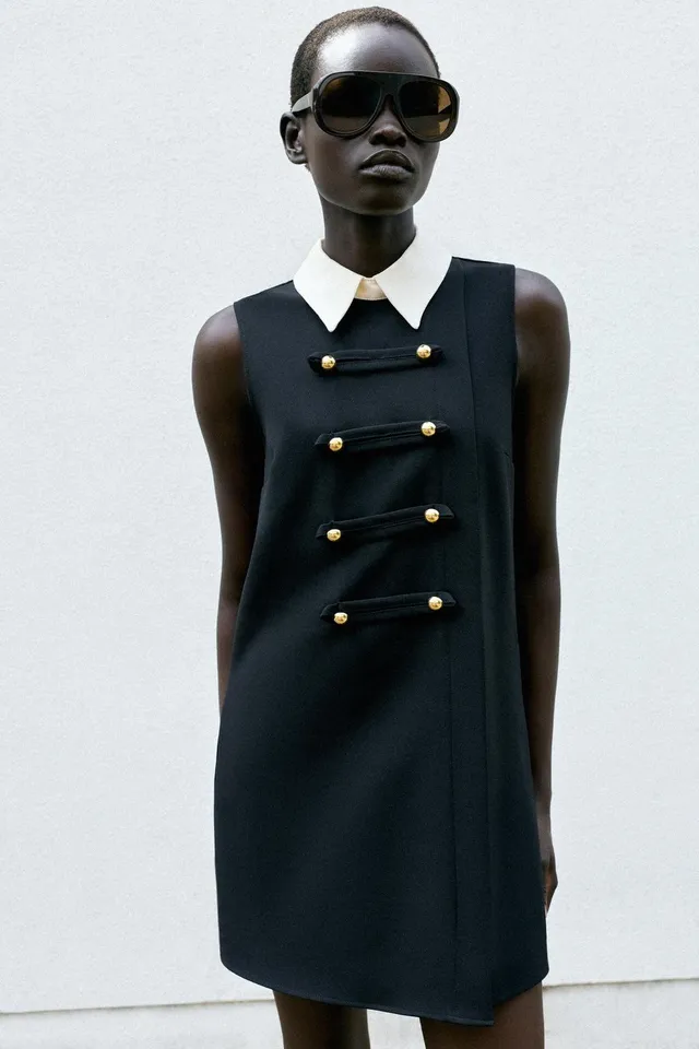 SHORT FROG FASTENING DRESS – image 5