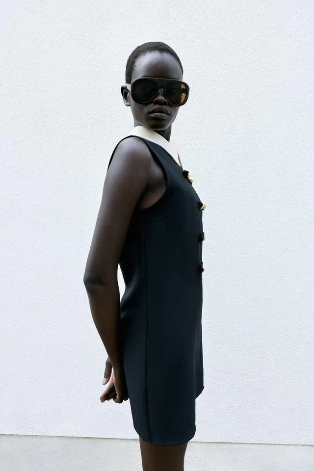 SHORT FROG FASTENING DRESS – image 6