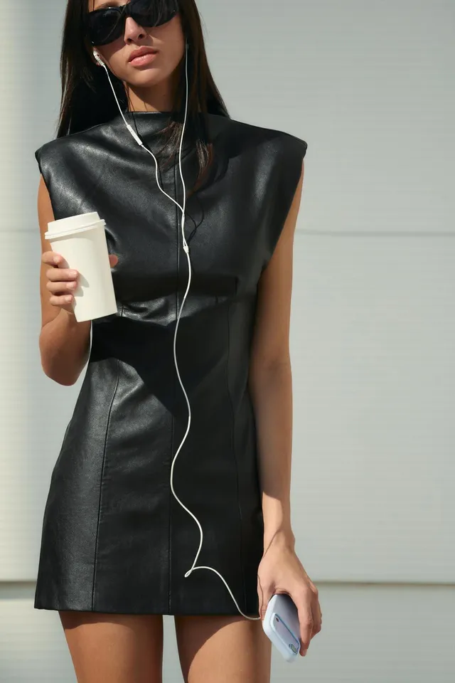 LEATHER EFFECT SHORT DRESS WITH SHOULDER PADS – image 4